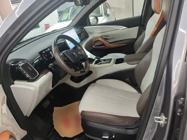 BYD Song Pro — Фото автомобиля 14