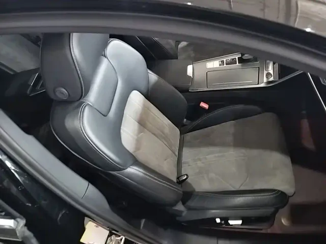 Audi A6L — Фото автомобиля 24