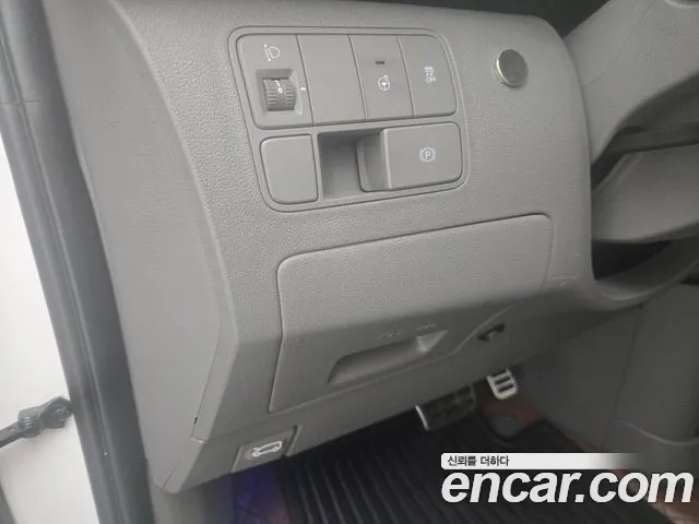 Hyundai Staria Staria L3.5 Lounge 7 мест — Фото автомобиля 14