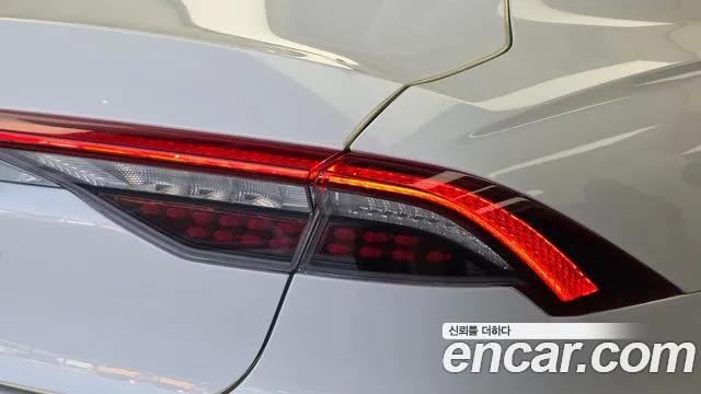 Hyundai Grandeur (New) Hybrid — Фото автомобиля 8