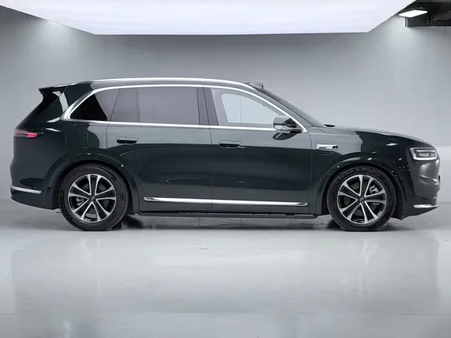 Aito M7 — Фото автомобиля 16