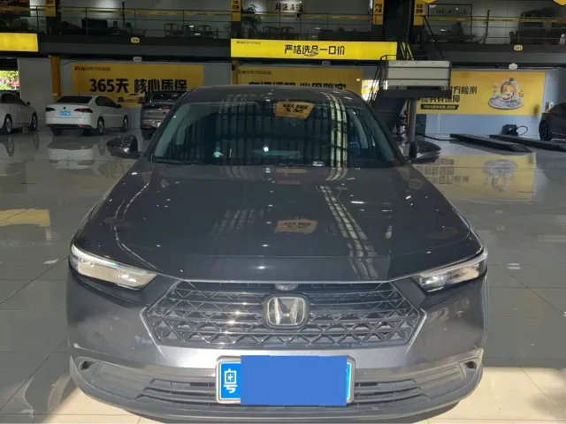 Honda Accord — Фото автомобиля 2