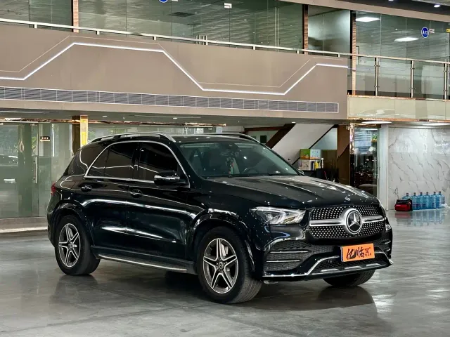 Mercedes-Benz GLE-Class — Фото автомобиля 3