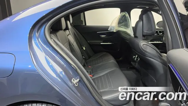 Mercedes-Benz C-Class — Фото автомобиля 12