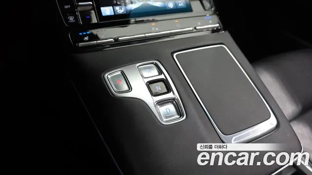 Hyundai Grandeur New — Фото автомобиля 12
