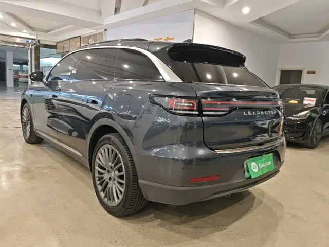 Leapmotor C11 — Фото автомобиля 4