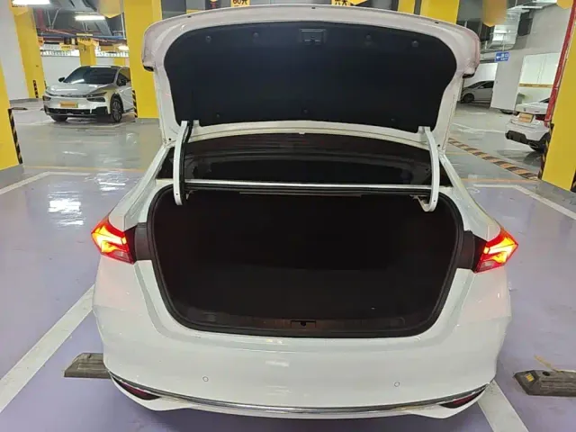 Buick Verano — Фото автомобиля 18