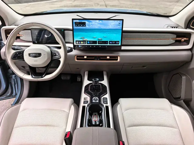 Geely ICON — Фото автомобиля 7