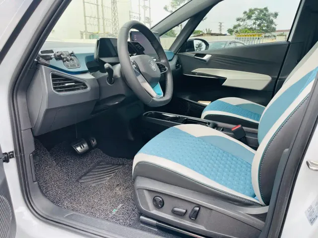 Volkswagen ID.3 — Фото автомобиля 4