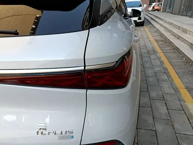 BYD Yuan PLUS — Фото автомобиля 7