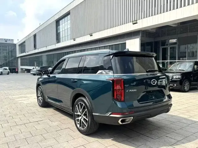 GAC Trumpchi GS8 — Фото автомобиля 9