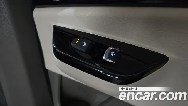 Kia Canival Carnival 4 поколение Бензин 9 мест Signature — Фото автомобиля 18