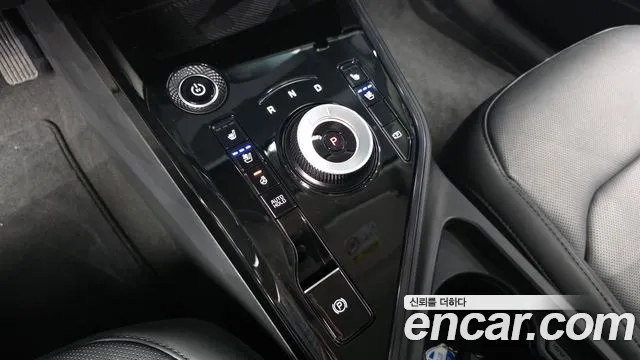 Kia Niro New — Фото автомобиля 9