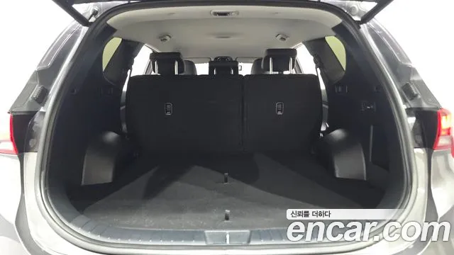 Hyundai Santafe Новый Santa Fe Дизель 2.2 4WD — Фото автомобиля 19