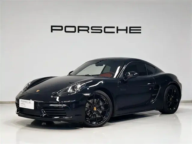 Фотография автомобиля — Porsche 718