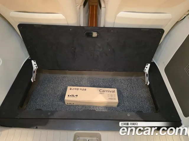 Kia Carnival 4th Gen — Фото автомобиля 25