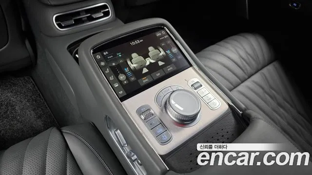 Genesis G90 Бензин 3.5 турбо AWD — Фото автомобиля 12