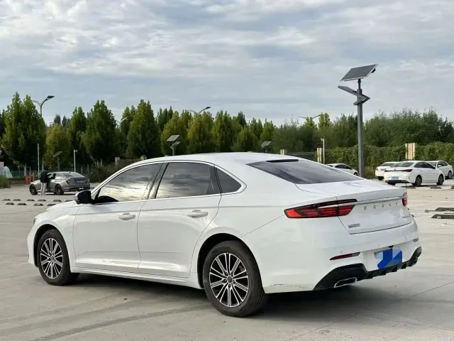 Geely Xingrui — Фото автомобиля 9