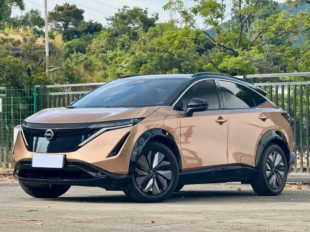 Фотография автомобиля — Nissan Ariya