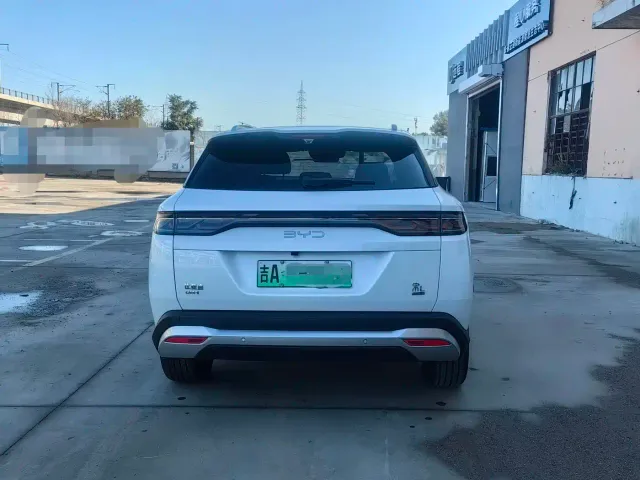 BYD Song L DM-i — Фото автомобиля 6