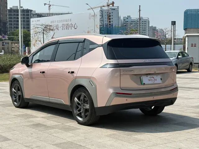 GAC Aion Y — Фото автомобиля 6