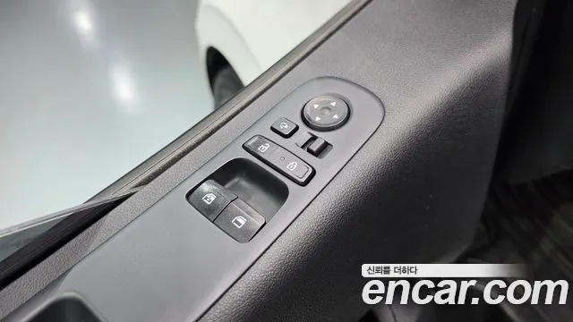 Hyundai Staria Staria Карго 3 места — Фото автомобиля 15