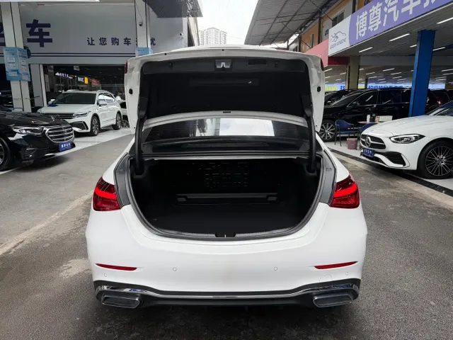 Mercedes-Benz C-Class — Фото автомобиля 18