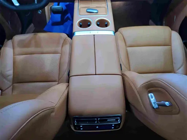 Li Auto L7 — Фото автомобиля 9