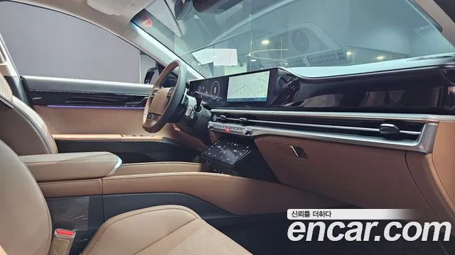 Hyundai Grandeur Grandeur (GN7) 2.5 Бензин 2WD — Фото автомобиля 25