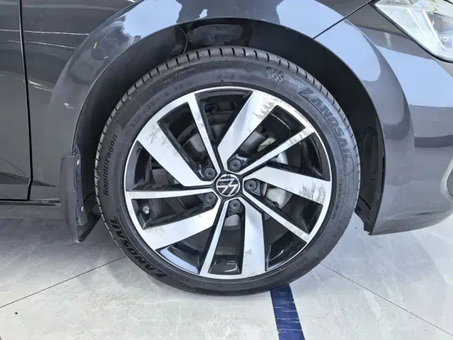 Volkswagen Sagitar — Фото автомобиля 6