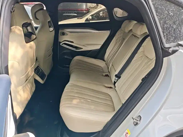 BYD Song L EV — Фото автомобиля 16