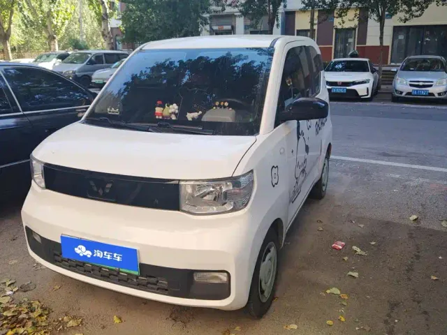 Фотография автомобиля — Wuling Hongguang Mini EV
