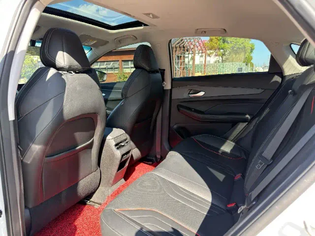 Geely Binrui — Фото автомобиля 6