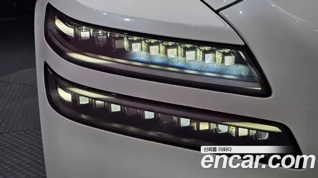 Genesis GV80 — Фото автомобиля 7