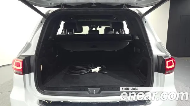 Mercedes-Benz EQB — Фото автомобиля 20