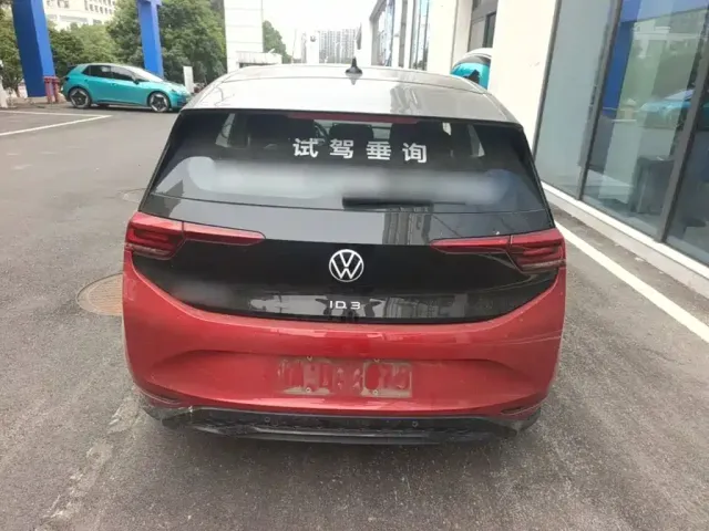 Volkswagen ID.3 — Фото автомобиля 5