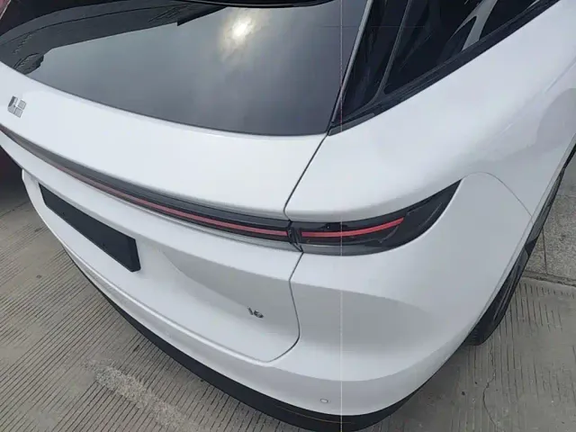 Li Auto i6 — Фото автомобиля 7