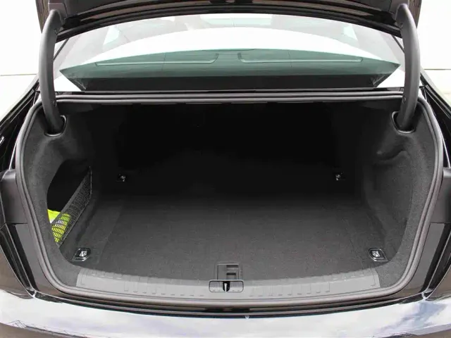 Audi Audi A6L 2025 45 TFSI Premium Sport — Фото автомобиля 14