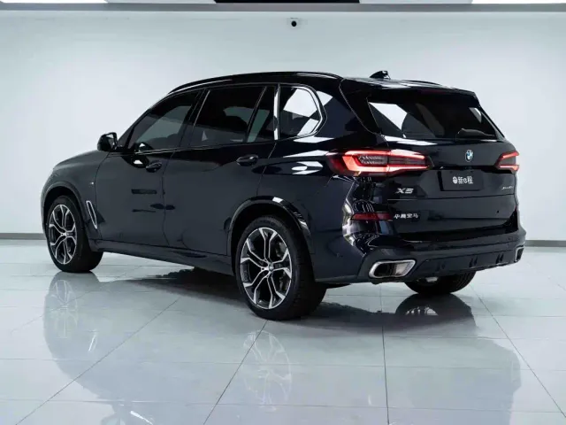 BMW X5 — Фото автомобиля 5