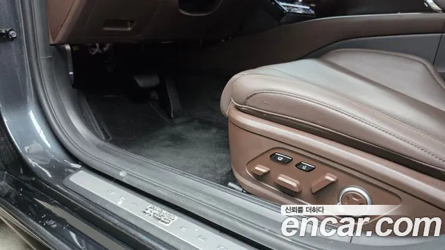 Hyundai Grandeur GN7 — Фото автомобиля 28