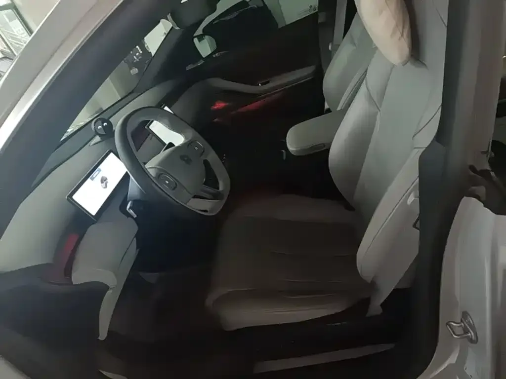 NIO NIO ET5T 2024 75kWh Touring — Фото автомобиля 14