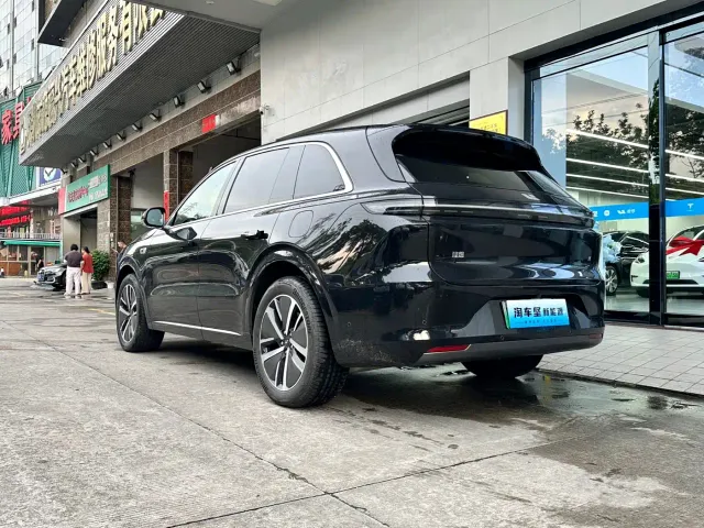 Li Auto L6 — Фото автомобиля 3