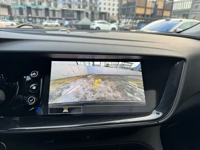 Buick Envision S — Фото автомобиля 23