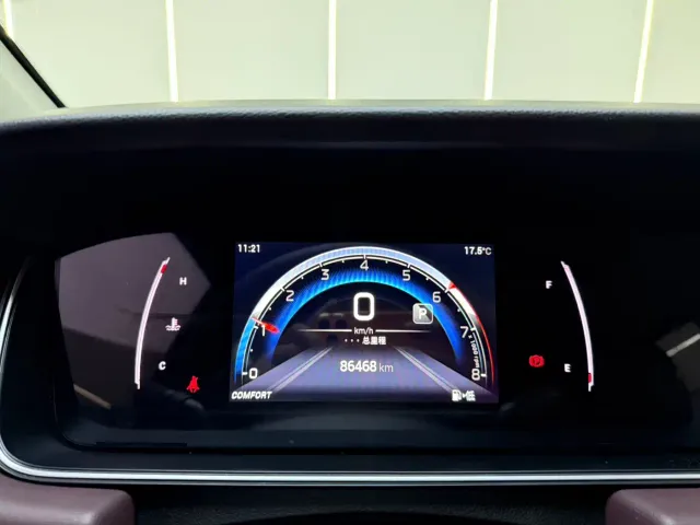 GAC Trumpchi M6 — Фото автомобиля 9