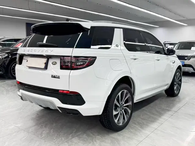 Land Rover Discovery Sport — Фото автомобиля 6