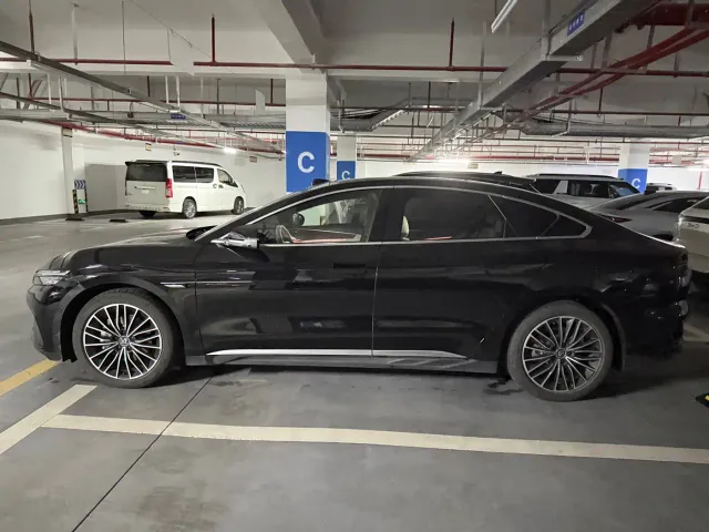 BYD Han — Фото автомобиля 3