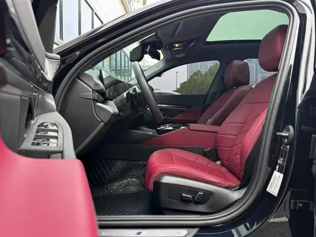 BMW 5 Series — Фото автомобиля 18