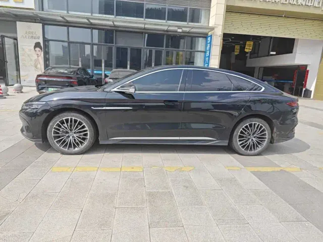 BYD Han — Фото автомобиля 4