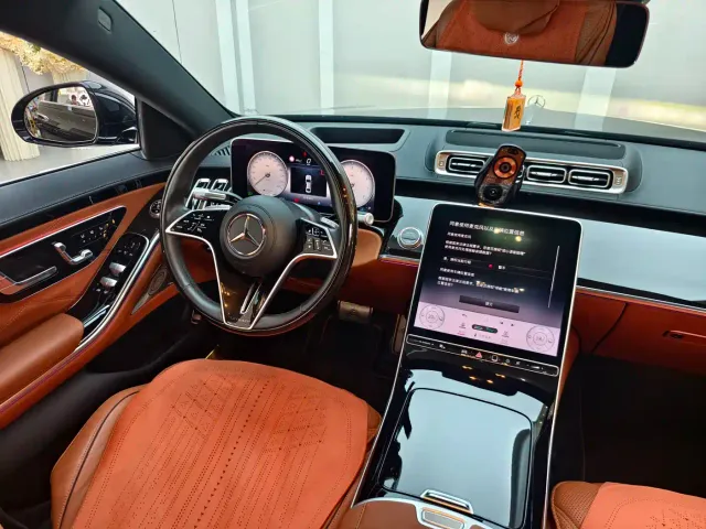 Mercedes-Benz Maybach S-Class — Фото автомобиля 10