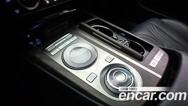 Genesis G80 Бензин 3.5 турбо AWD — Фото автомобиля 9